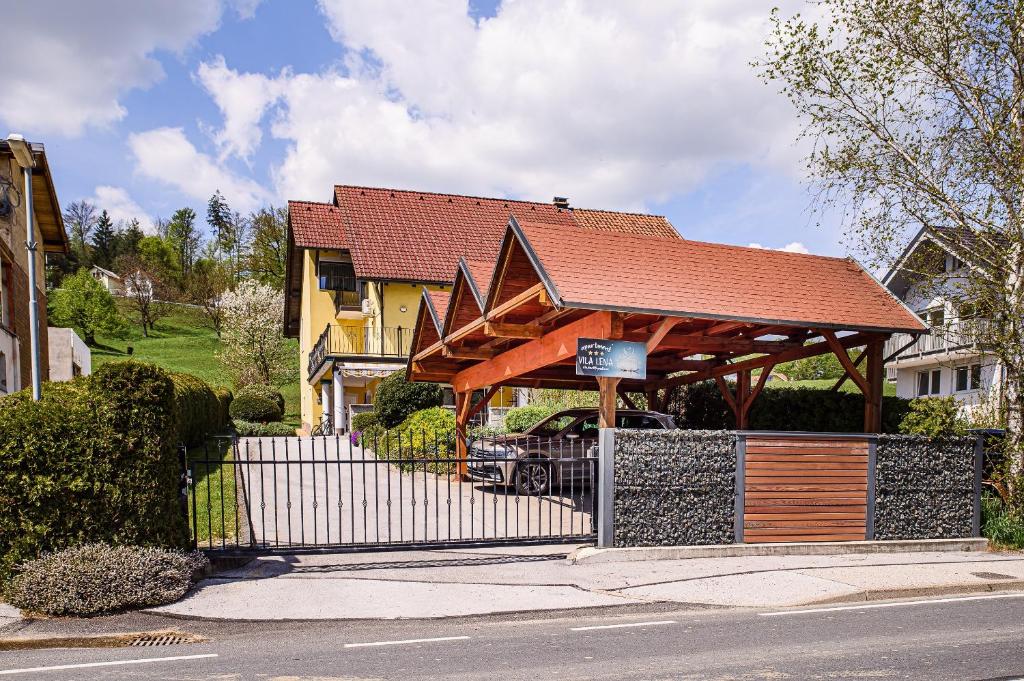 Mali apartma Vila Lena pogled 7